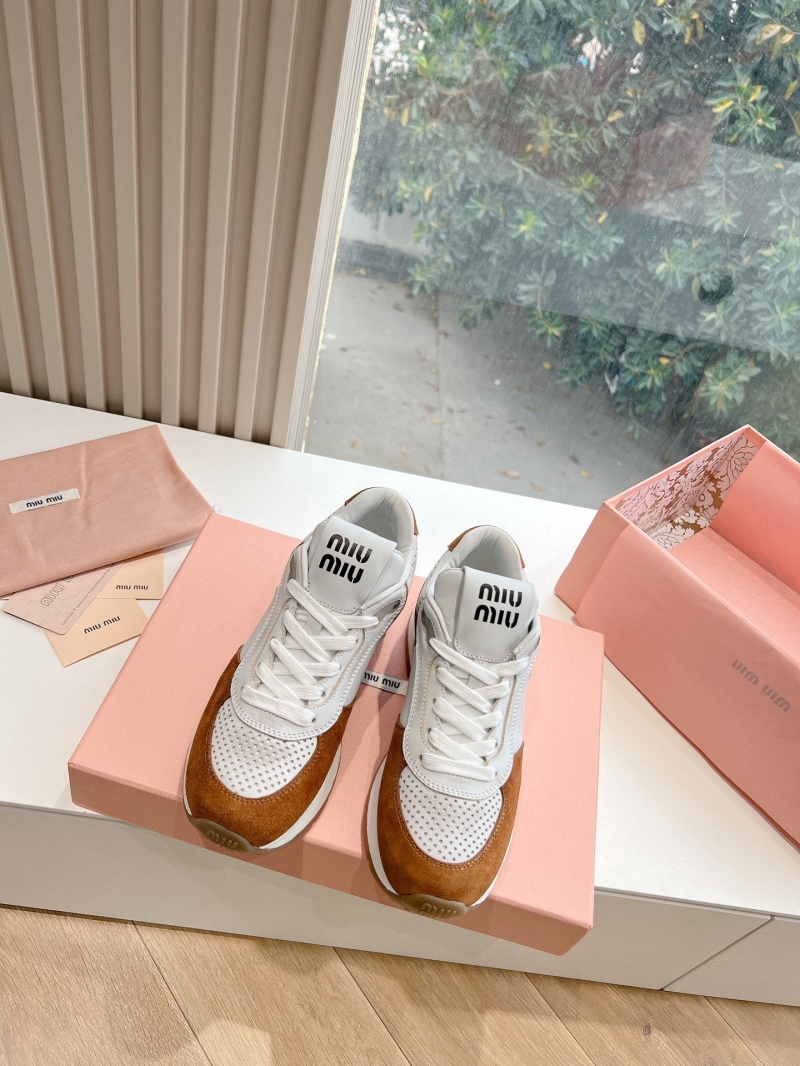 Miu Miu Casual Shoes